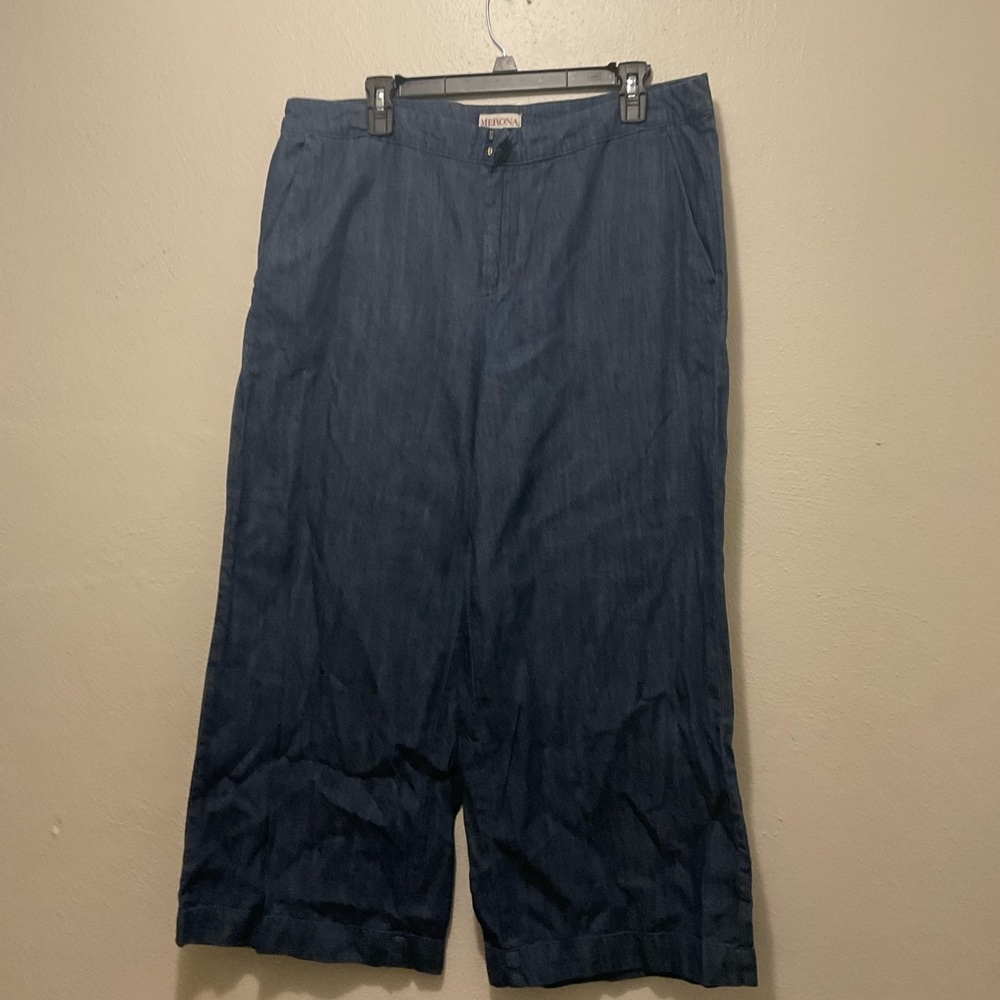 High ankle jeans, crop pants, wide leg pants, capris, 70s inspired pants